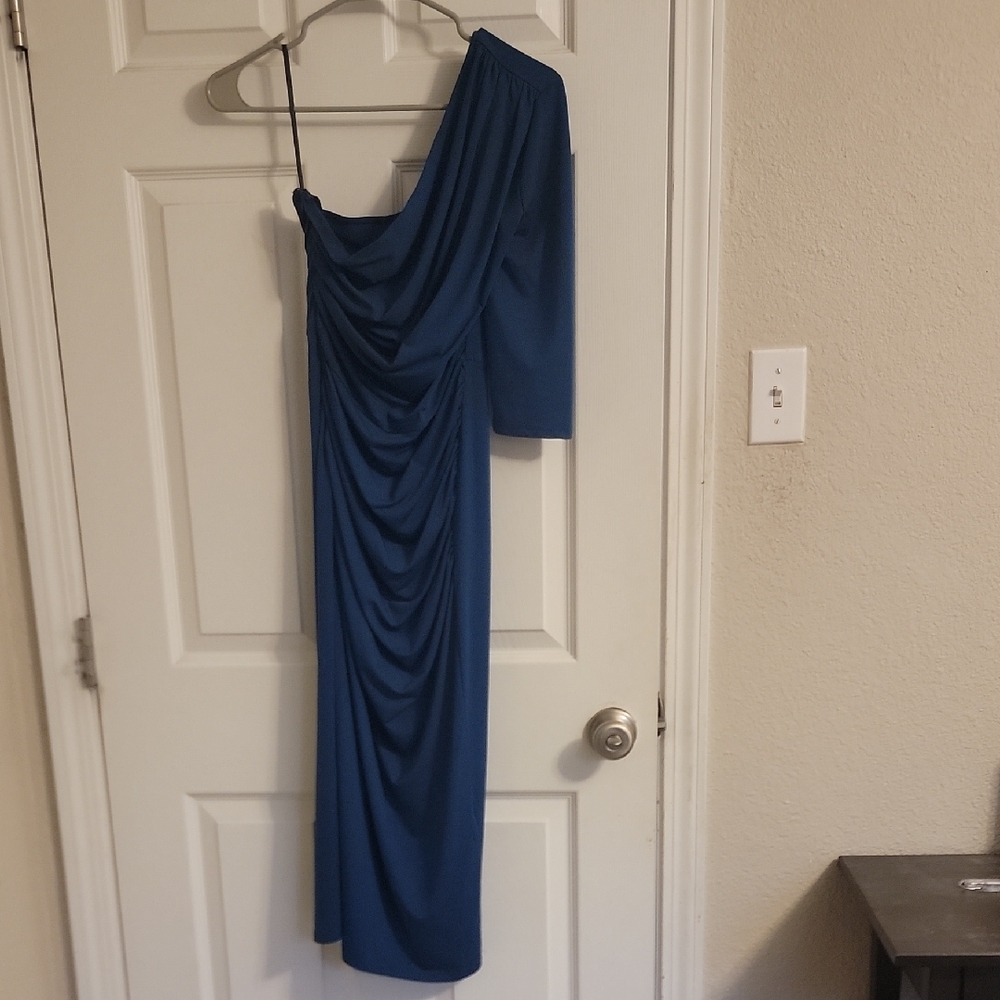 Elegant Blue One-Shoulder Dress